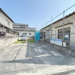270048994-16
