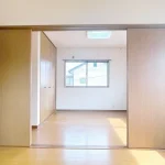 270049379-18