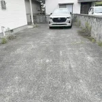 270050077-10