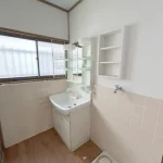 270050136-9