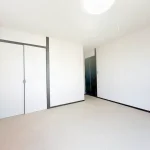 270050245-16