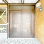 270050580-11