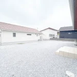 270051043-33