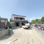 270051083-10