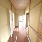 270051247-18