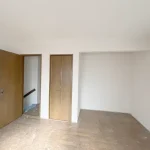 270051275-15