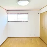 270051393-18