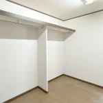 270051628-15
