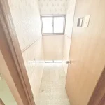 270052558-33
