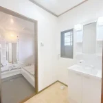270033894-9