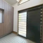 270040074-30