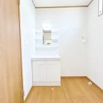 270040108-9