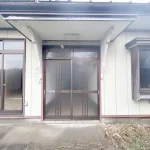 270047878-11