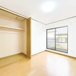 270047975-15
