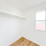 270047996-16