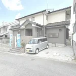 270049685-1