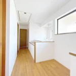270049685-19