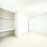 270050389-16