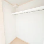 270050892-16