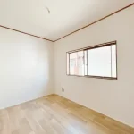 270050952-32