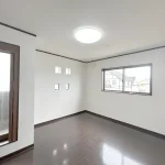 270051075-13