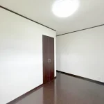 270051075-18