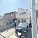 270051861-5