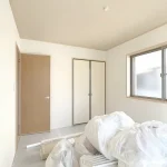 270052048-22
