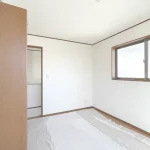 270052048-25