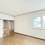 270052480-32