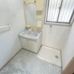 270052673-9