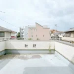 270053547-17
