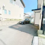 270053781-23
