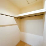 B03020-000013-120463-22