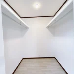 B03032-000016-102240-7