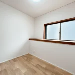 B03039-000014-105136-11