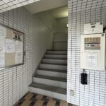 ECF-20260620-0017_hall_de_entradaescada-1.jpg