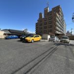 ECF-20260620-0021_estacionamento_externo-1.jpg