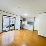 ECF-20260621-14351537_sala_de_estar_com_cozinha_integrada-1.jpg