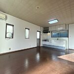 ECF-20260621-19777977_sala_de_estar_com_cozinha_integrada-1.jpg
