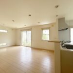 ECF-20260621-2398167_sala_de_estar_com_cozinha_integrada-1.jpg