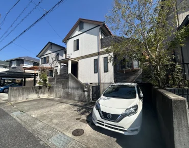 B02998-000081-265404-0