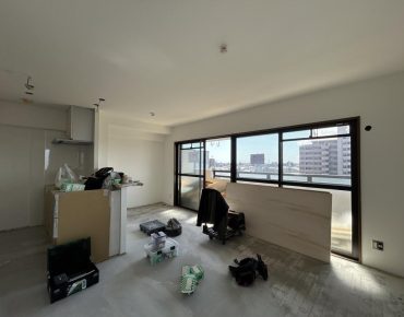 ECF-20260621-70858490_sala_de_estarliving_em_reforma-1.jpg
